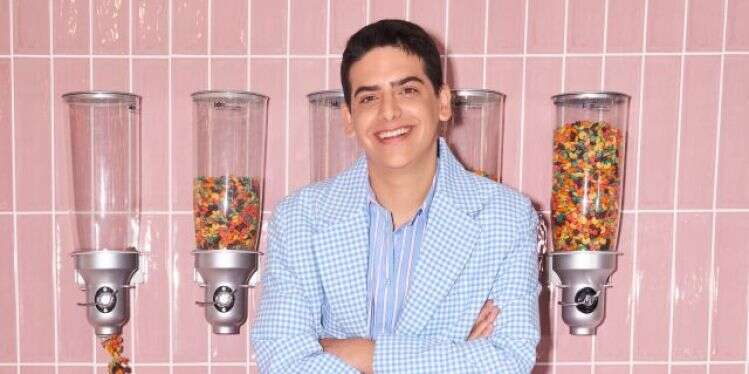 דוד סער. צילום: שילת מזרחי, סטיילינג : מירי צ'יגירינסקי, איפור ושיער: ליאט בן–שמעון, עוזרת צלמת: ענבר כהן–נעים