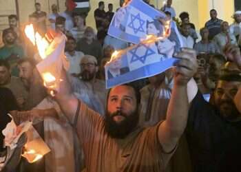 הפגישה הסודית עם ממשלת לוב: במקום נורמליזציה קיבלנו פיאסקו