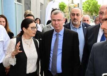 "זה נשקל ואפילו יש טיוטות קודמות": האם אסתר חיות תמשיך בתפקידה?