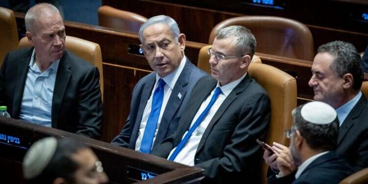 נתניהו בהצבעה על ביטול עילת הסבירות, בחודש שעבר. צילום: יונתן זינדל,
פלאש 90