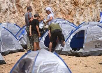 שוקו, לחמנייה ומגפון: ברוכים הבאים לקייטנת קפלן