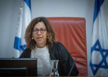 מחלוקת בין השופטות: איך יודעים האם עד אומר אמת?