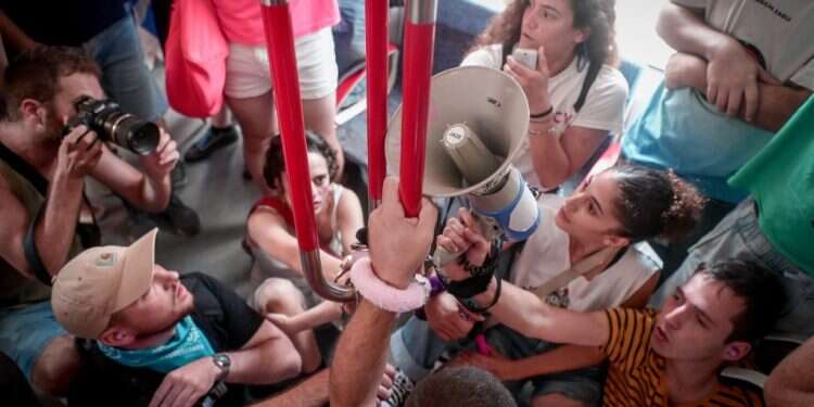 העם לא דורש רכבת בשבת – רק חלק מאוד מסוים ממנו