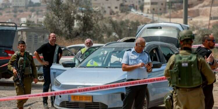 זירת פיגוע הירי בצומת הכבשים הסמוכה לחברון. צילום: חיים גולדברג - פלאש 90 הנרצחת בפיגוע סמוך לחברון: בת שבע נגרי הי"ד מבית חגי