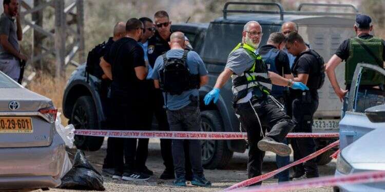 "האחריות עלינו": תגובות קשות במערכת הפוליטית לפיגוע