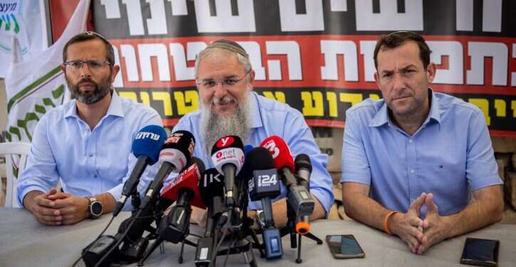 ראשי המועצות ביו זו שעת חירום, ההתבטאויות נגד צה"ל מחמירות את המצב