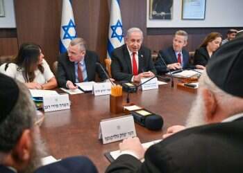 "עמנו היה חסר ישע בזמן השואה – והיום הוא מחוזר על ידי העולם כולו"