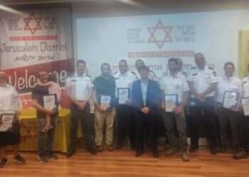 אח אחד נפצע קשה, השני טיפל בו: אותות מצטיינים של מד"א ניתנו בערב מיוחד