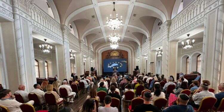 החגיגות לבית הכנסת  שגרירים, קציני צבא ובכירי ממשל: בקייב חגגו 125 שנה לבית הכנסת המרכזי