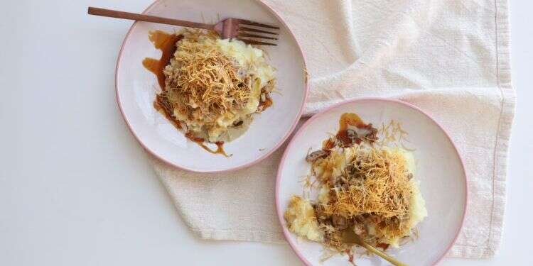 תבשיל פרגית על פירה. צילום: אפרת ליכטנשטט