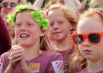 "אני כבר לא מרגיש לבד": אלפי ג'ינג'ים חגגו בפסטיבל השנתי בהולנד