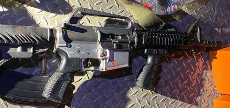 הנשק של המחבלים שנתפס  על ידי צה פיגוע ירי סמוך לשכם: צה"ל תפס את אחד המחבלים, אין נפגעים לכוחותינו