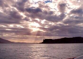 סיכוי לטפטוף בסוף אוגוסט? תחזית מזג אוויר מעט שונה מהרגיל