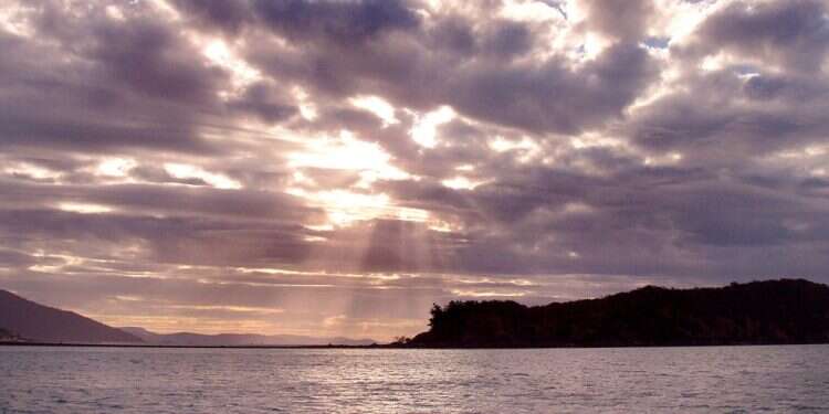 צילום: לארה הארט /פלאש90. סיכוי לטפטוף בסוף אוגוסט? תחזית מזג אוויר מעט שונה מהרגיל