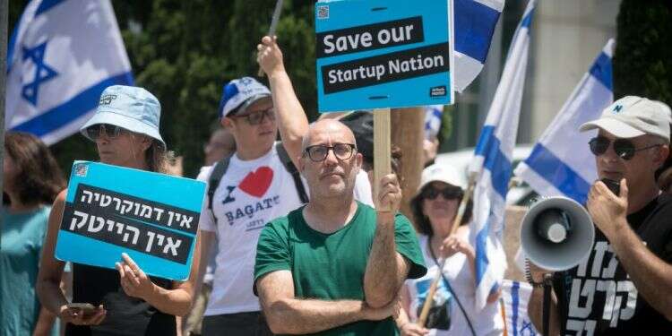 מחאת ההייטקיסטים. צילום: מירם אלסטרי/פלאש90 הבלוף נחשף: מה מסתירה מאיתנו "מחאת ההייטקיסטים"?