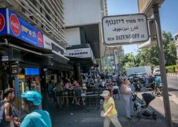 "אם הארנונה בסכומים אסטרונומיים, בסוף זה מגיע לחומוס שאני אוכל"