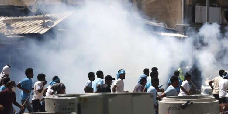 המהומות בדרום תל אביב חשפו: תומכי המשטר האריתראים הם מהגרי עבודה ותו לא