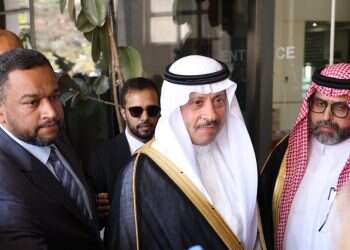 השגריר הסעודי ברמאללה. צילום: EPA/ALAA BADARNEH אחרי 30 שנה: שגריר סעודיה ברש"פ הגיש כתב אמנה לאבו מאזן