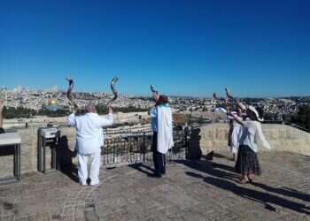 בניגוד לכל מקום אחר: בעיר העתיקה בירושלים יתקעו בשופר גם בשבת