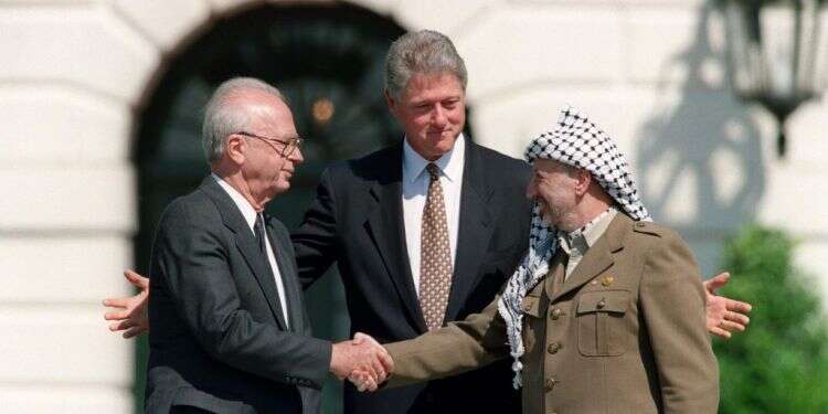 קודם שעלה לשלטון, הבטיח רבין שלא ייפגש עם ערפאת.