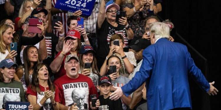 טראמפ בעצרת של המפלגה הרפובליקנית בדרום דקוטה. צילום: איי.אף.פי