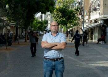 הפרויקטור לבעיית המסתננים: "חלון הזמנים לטיפול בבעיה – הולך ונסגר"