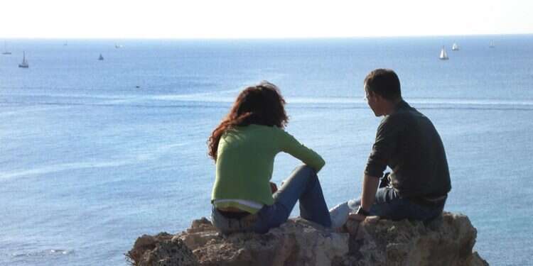 זוגיות. צילום: Lara Hart /Flash90 "הוא לא נותן לי מה שאני צריכה": איך להסביר לבן הזוג את הצרכים הרגשיים שלך