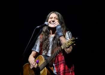 "על מופע אתה עובד חודשים, ואז הוא עולה פעם-פעמיים ואתה חוזר להיות הכלומניק שאתה"