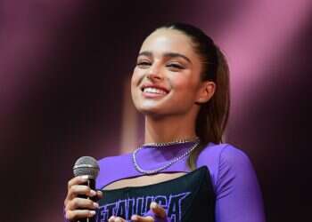 עולים טון: 7 זמרים ישראלים שהמריאו בשנה החולפת