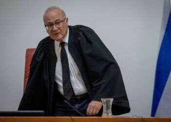 גם אם אלרון ייכשל, בית המשפט העליון כבר לא ישוב להיות "משפחה"