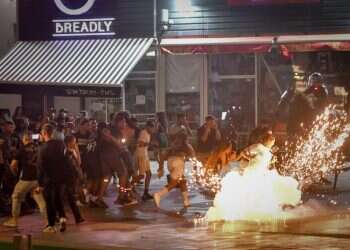 "ניסה לרצוח שוטר": כתב אישום נגד מפגין במחאת צדק לרפאל