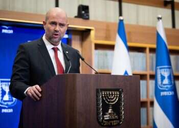 אוחנה מבהיר: "הכנסת לא תקבל בהכנעה את רמיסתה"