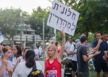 דמיינו מוסף מיוחד של "100 החילונים המשפיעים במדינה"