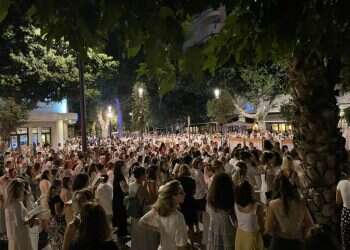 אחרי איסור המחיצות, בתל אביב חוששים לעתיד: "כשדתייה הולכת ברחוב יורקים עליה"