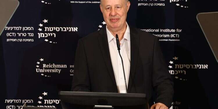 ראש המל"ל: "מנסים להגיע להסכמות עם הפלסטינים. יש פרי לשיח הזה"