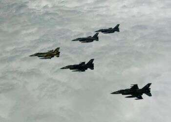 בעומק שטח האויב ובאש חיה: חילות האוויר הישראלי והיווני תרגלו תקיפה משותפת