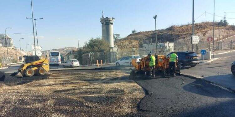 שדרוג המחסומים ביו אחרי הפיגועים במעברים: צה"ל החל לשדרג מחסומים לאורך קו התפר