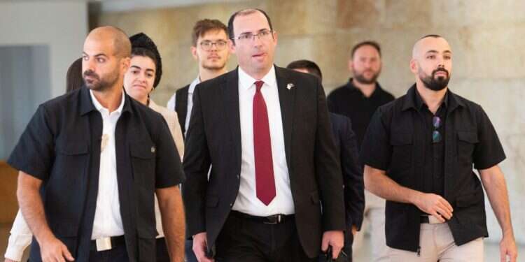 שמחה רוטמן. צילום: אלכס קולומויסקי מה פספס רוטמן באגדת צינור הדם? רק את העיקר