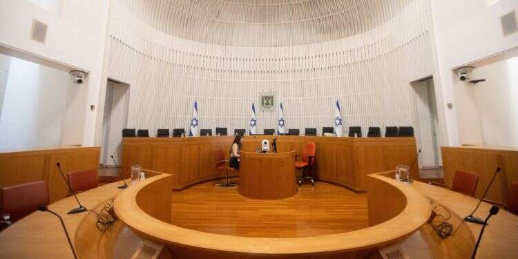 בית המשפט העליון. צילום: אלכס קולומויסקי השידור החי הוריד מעל בג"ץ את הילת המסתורין שאפפה אותו