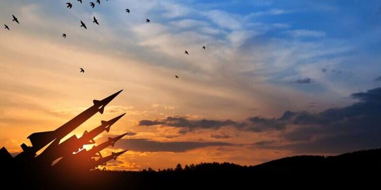 מערכת ה למה מיועדת מערכת ההגנה האווירית חץ 3? הטריוויה השבועית בסימן חיצים