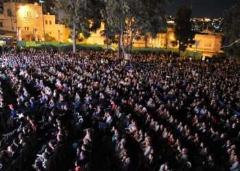 שידור חי: אירוע סליחות ראשון מסוגו בכנסת בשיתוף שולי רנד, עמיר בניון, התזמורת האנדלוסית ועוד