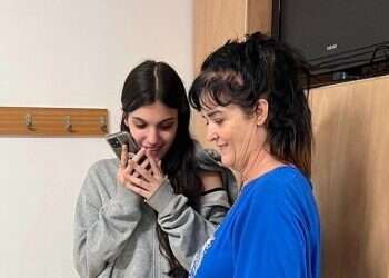 קרובי החטופות ששוחררו: "ממשיכים במאמצים להחזיר עוד בני משפחה הביתה"