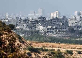 צפון רצועת עזה במבט משדרות. צילום: EPA