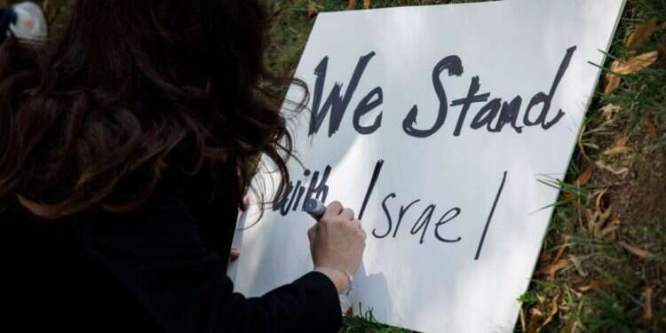 "קו פרשת מים נורא": מדינות באירופה משעות כספי סיוע לעזה