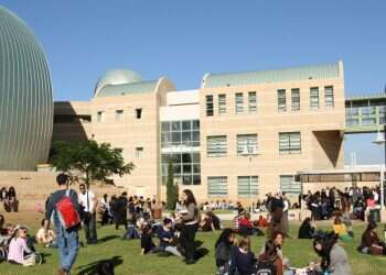 המכללה האקדמית באשקלון: סטודנט שגויס בצו 8 יקבל מענק של 2,000 שקלים