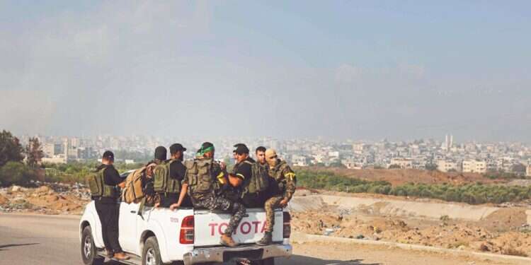 דקה אחרי דקה: 24 שעות הראשונות של הדיווחים ממתקפת הטרור הרצחנית