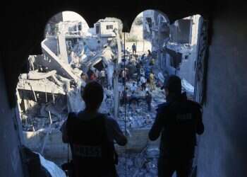 לזהות את האויב: העם העזתי