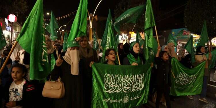 הושעתה עובדת בית חולים בנהריה שהביעה תמיכה בחמאס