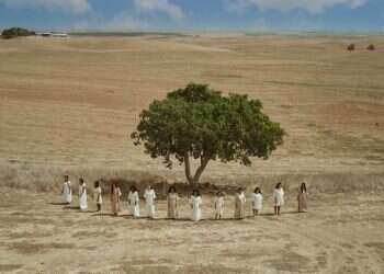בתרונות רוחמה. מתוך התערוכה של שילת מזרחי