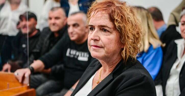 ליאת בן ארי ורמי בן יהודה בבית המשפט. צילום: אבשלום ששוני, פלאש 90 "מוטב היה לולא היה מוגש כלל": כתב האישום נגד רמי בן יהודה בוטל